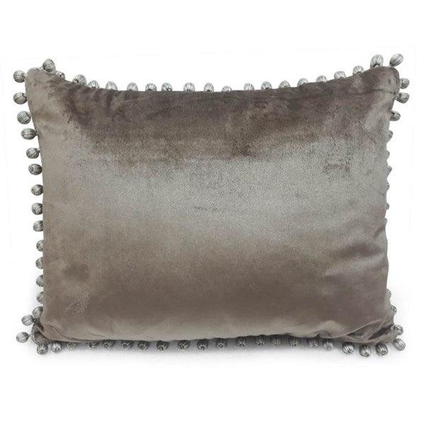 Kussen Fluweel pom pom taupe 45x35cm